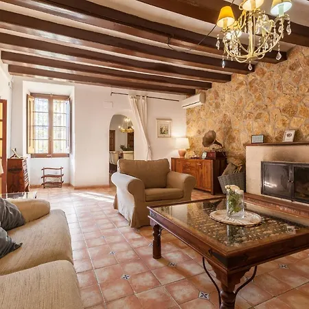 Masía Trabal Casa de Férias *