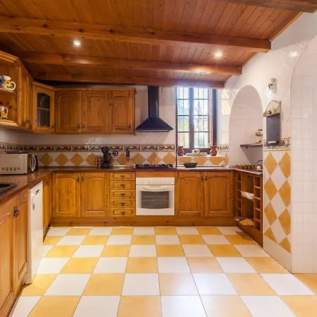 Tatil Evi Masia Trabal Olerdola